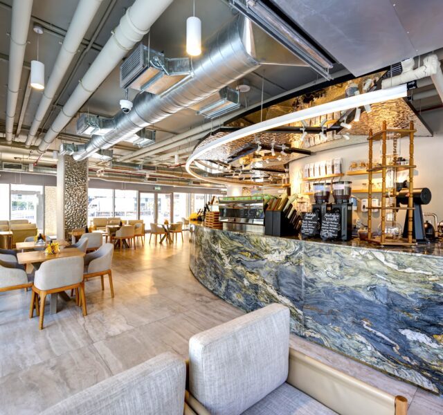 restaurant fit out contractors uae