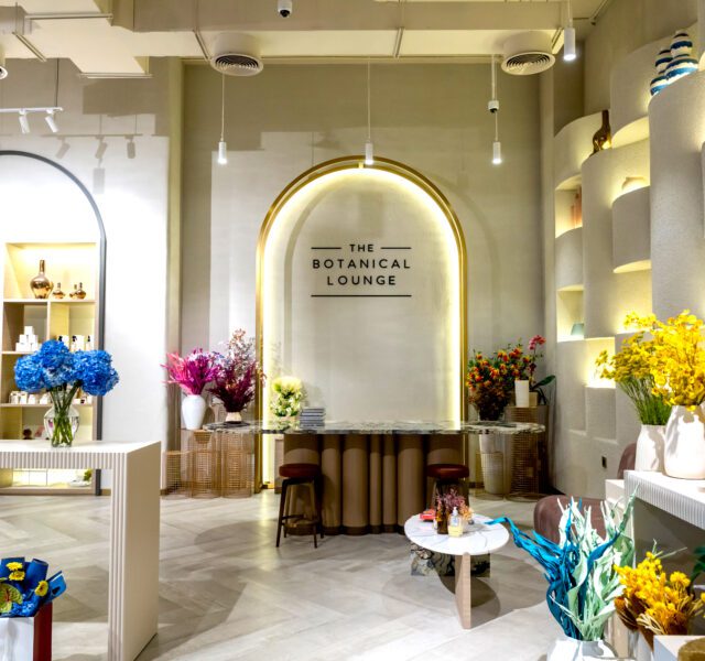 retail fit out companies in dubai