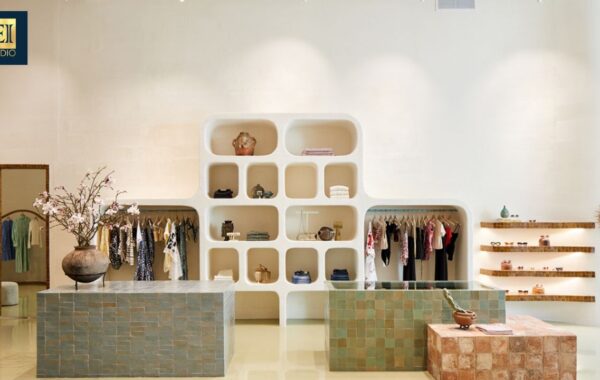 Retail Out Fit Interior