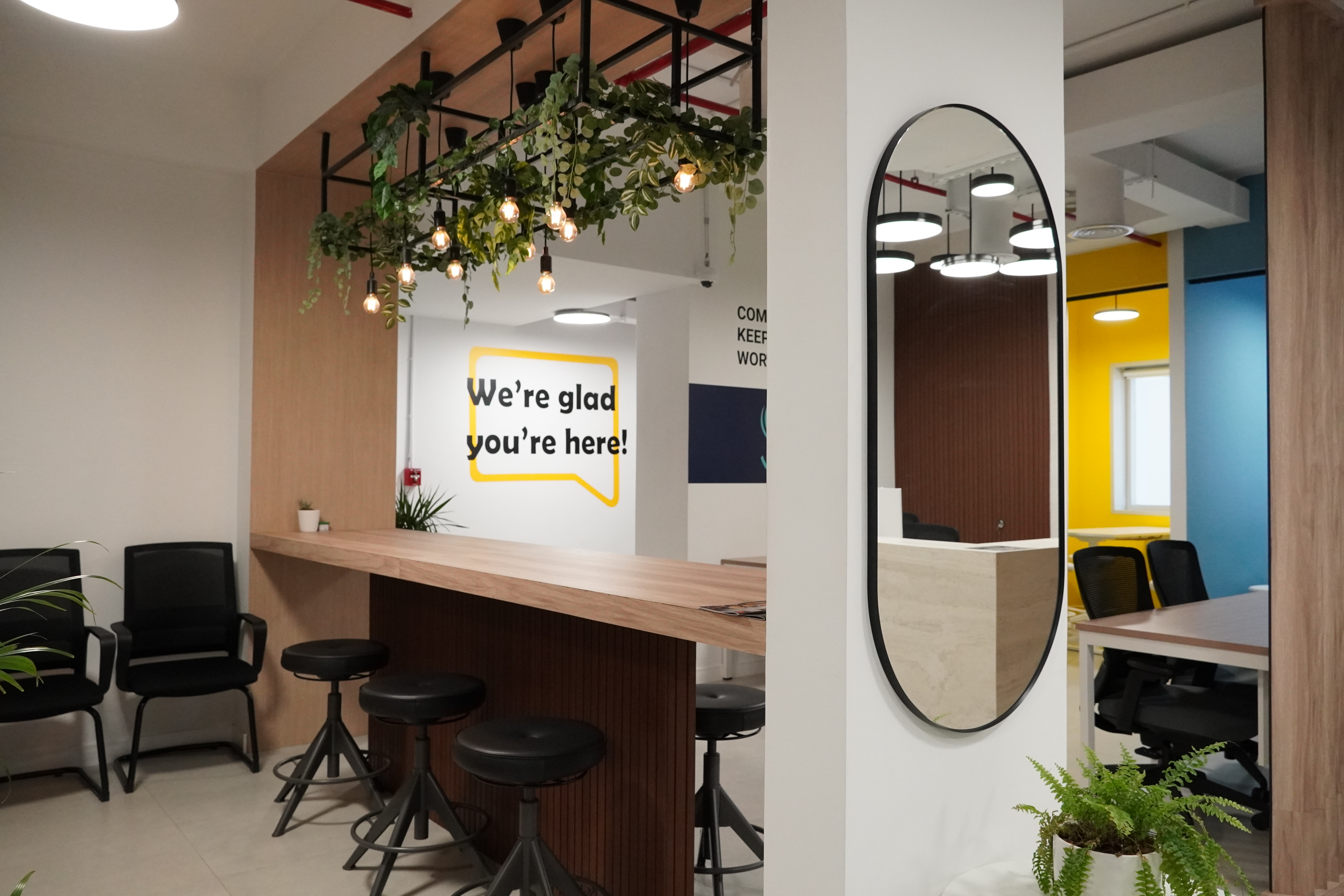How to Optimize a Small Office Space with Smart Fit-Out Techniques