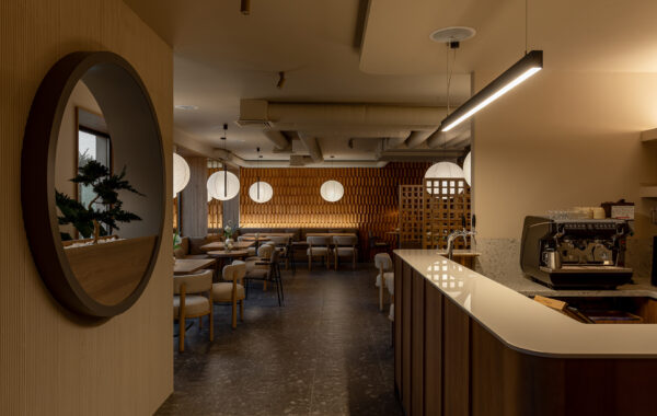 Luxury vs. Casual Restaurant Interiors